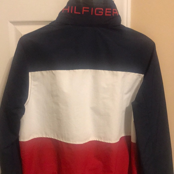 Tommy Hilfiger windbreaker - Picture 3 of 3